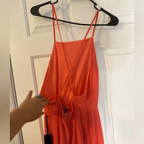 Low back coral maxi dress - Picture 2 of 2